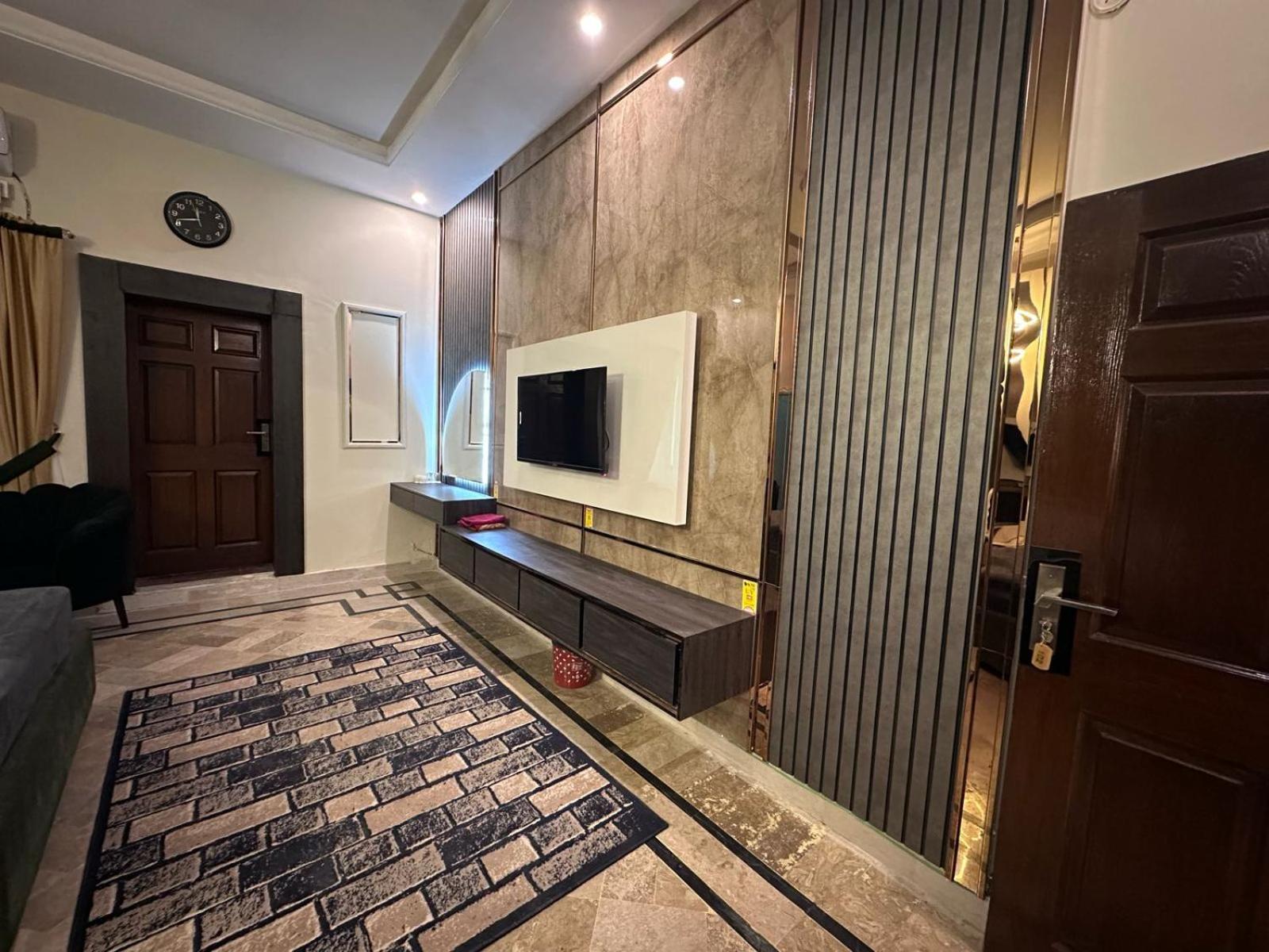 Four Season Boutique Hotel Исламабад Екстериор снимка