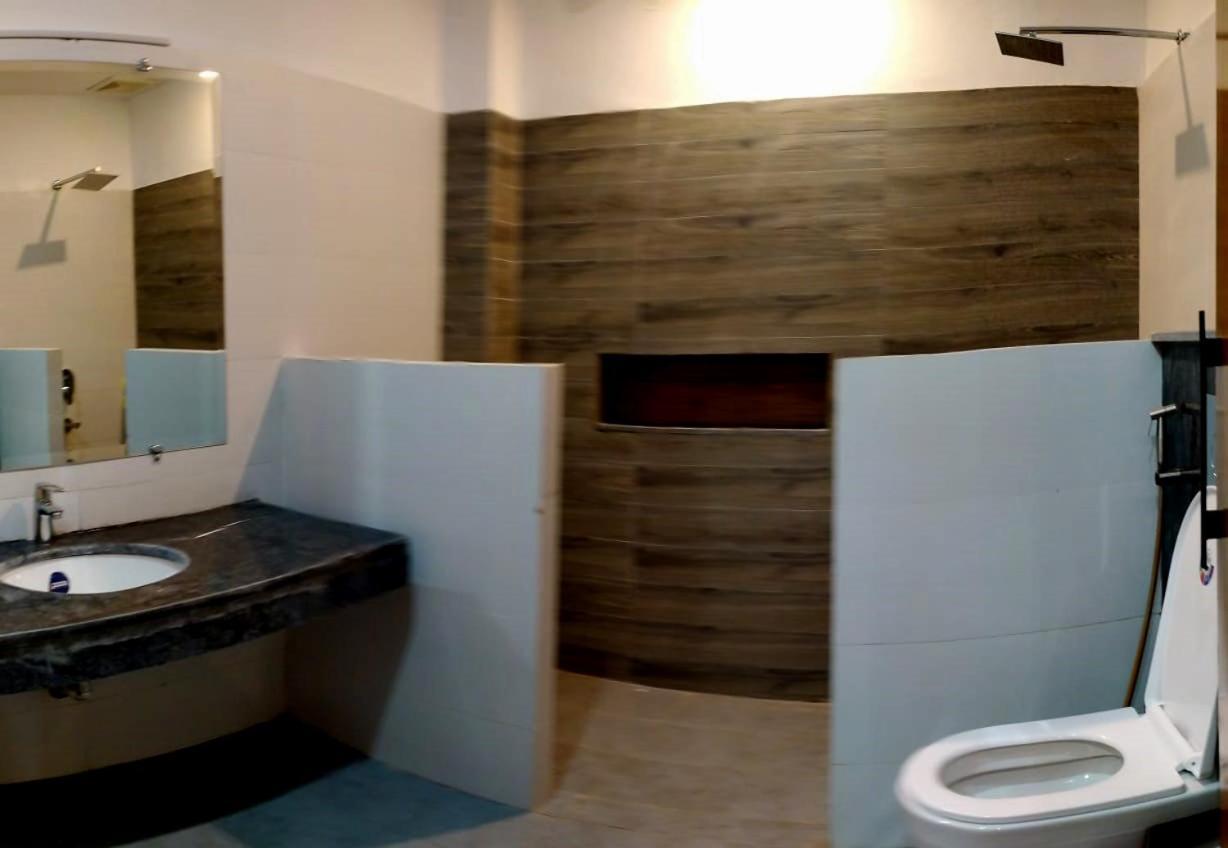 Four Season Boutique Hotel Исламабад Екстериор снимка